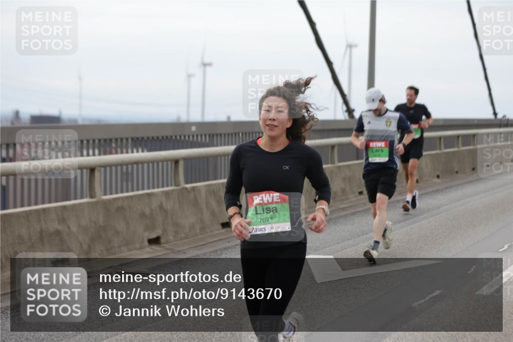 03.10.2025 - Köhlbrandbrückenlauf Jannik Wohlers http://msf.ph/oto/9143670 03.10.2025 15:45:00 Position 1 7071 meine-sportfotos.de