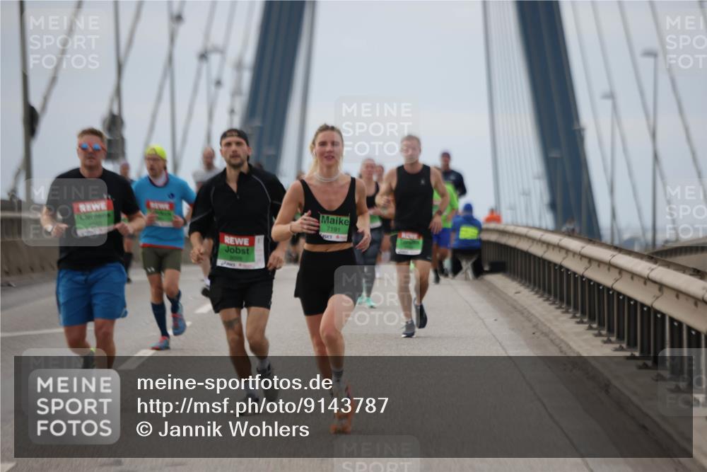 03.10.2025 - Köhlbrandbrückenlauf Jannik Wohlers http://msf.ph/oto/9143787 03.10.2025 15:45:08 Position 1 9099, 7191 meine-sportfotos.de