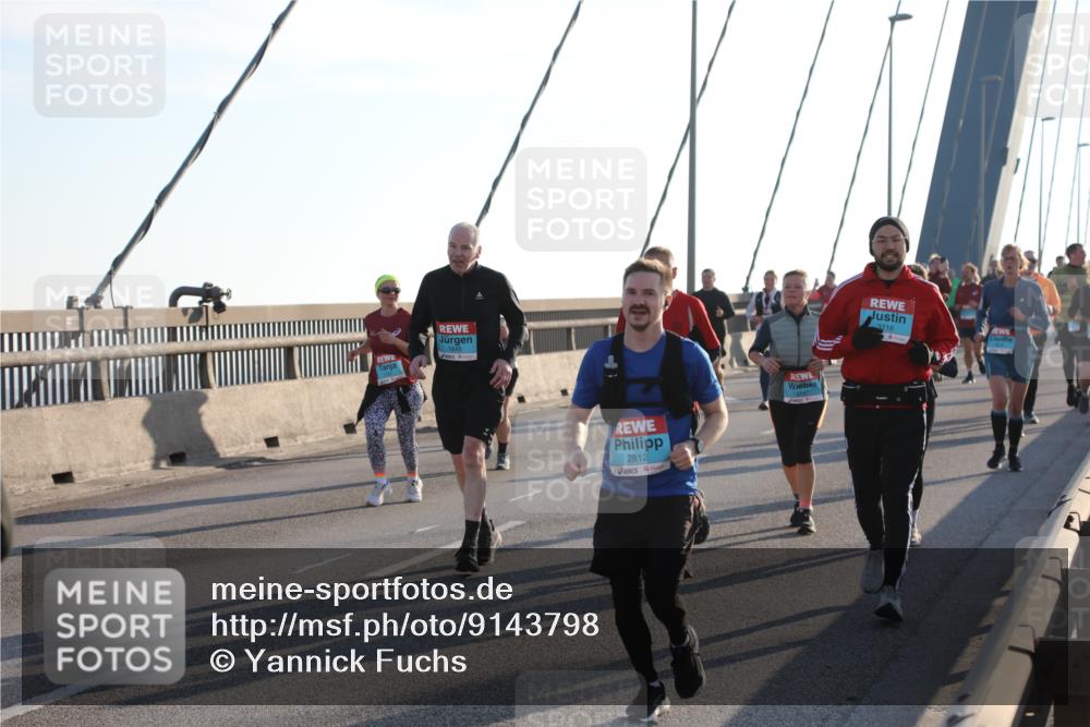 03.10.2025 - Köhlbrandbrückenlauf Yannick Fuchs http://msf.ph/oto/9143798 03.10.2025 08:31:18 Position 2 1848, 2812, 3216 meine-sportfotos.de