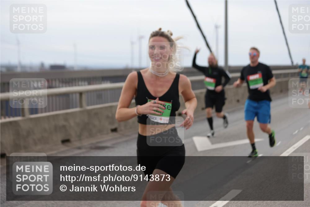 03.10.2025 - Köhlbrandbrückenlauf Jannik Wohlers http://msf.ph/oto/9143873 03.10.2025 15:45:13 Position 1  meine-sportfotos.de