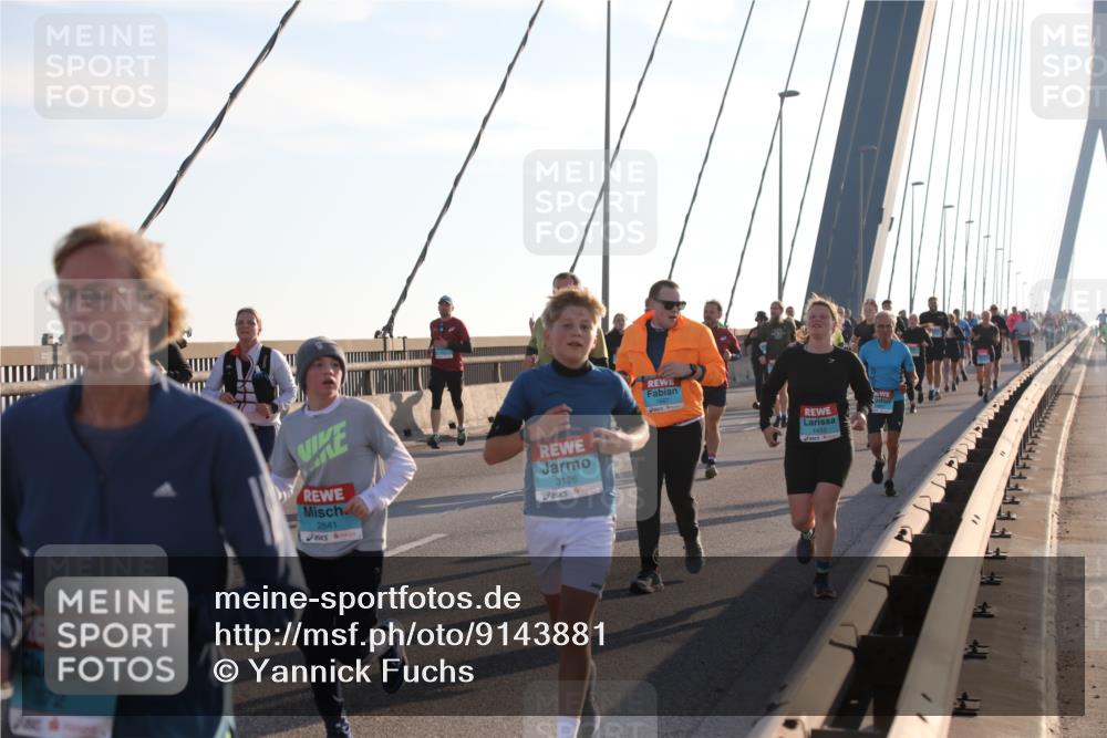 03.10.2025 - Köhlbrandbrückenlauf Yannick Fuchs http://msf.ph/oto/9143881 03.10.2025 08:31:23 Position 2 72, 2841, 3126 meine-sportfotos.de