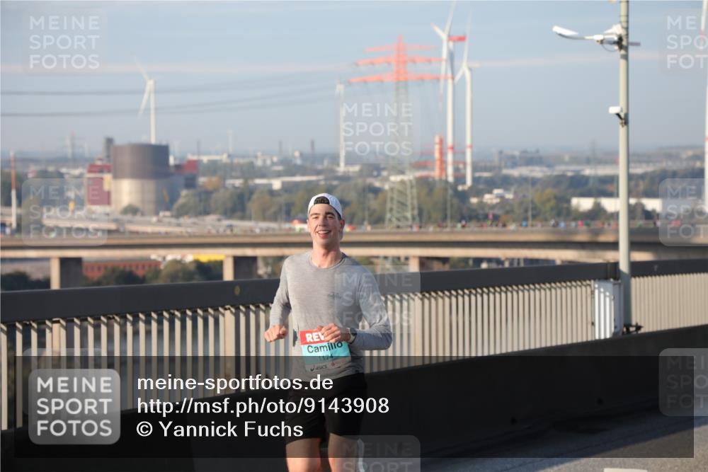 03.10.2025 - Köhlbrandbrückenlauf Yannick Fuchs http://msf.ph/oto/9143908 03.10.2025 08:31:27 Position 2 1174 meine-sportfotos.de