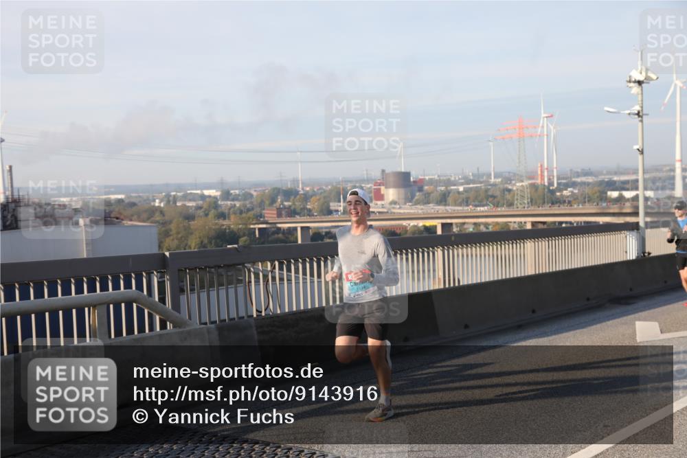 03.10.2025 - Köhlbrandbrückenlauf Yannick Fuchs http://msf.ph/oto/9143916 03.10.2025 08:31:28 Position 2 1174 meine-sportfotos.de