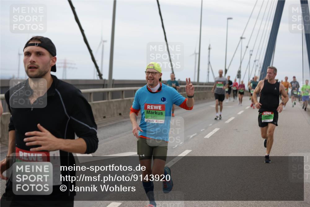 03.10.2025 - Köhlbrandbrückenlauf Jannik Wohlers http://msf.ph/oto/9143920 03.10.2025 15:45:15 Position 1 9099, 9451 meine-sportfotos.de