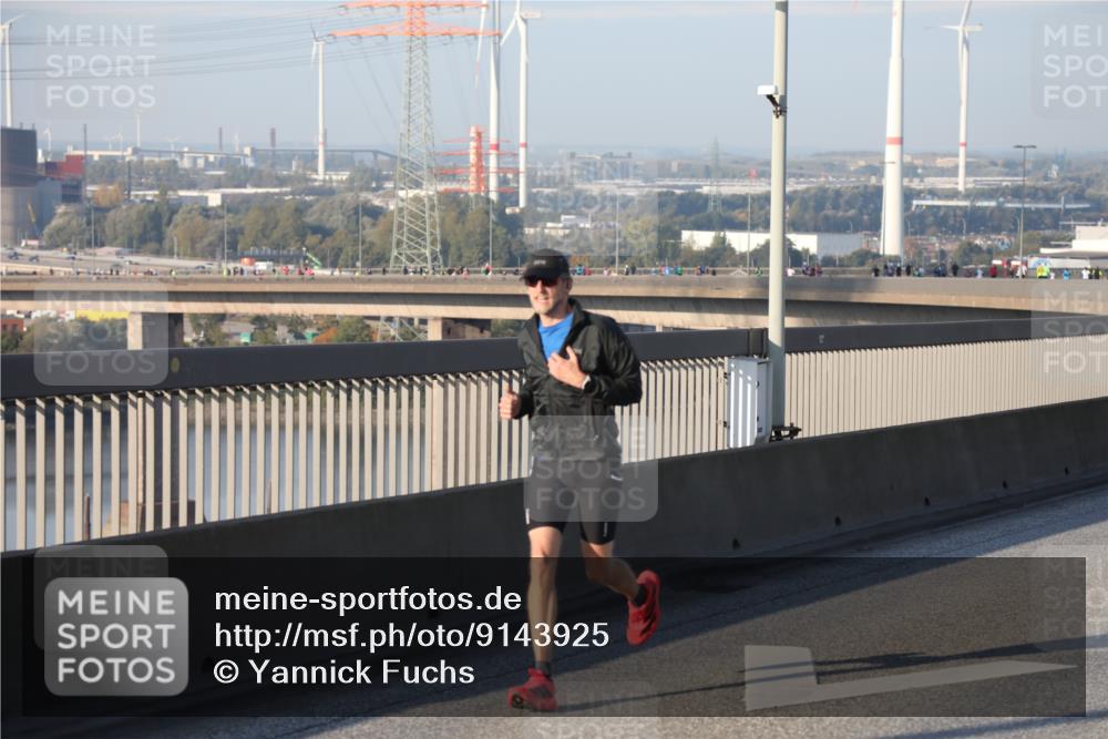 03.10.2025 - Köhlbrandbrückenlauf Yannick Fuchs http://msf.ph/oto/9143925 03.10.2025 08:31:29 Position 2  meine-sportfotos.de