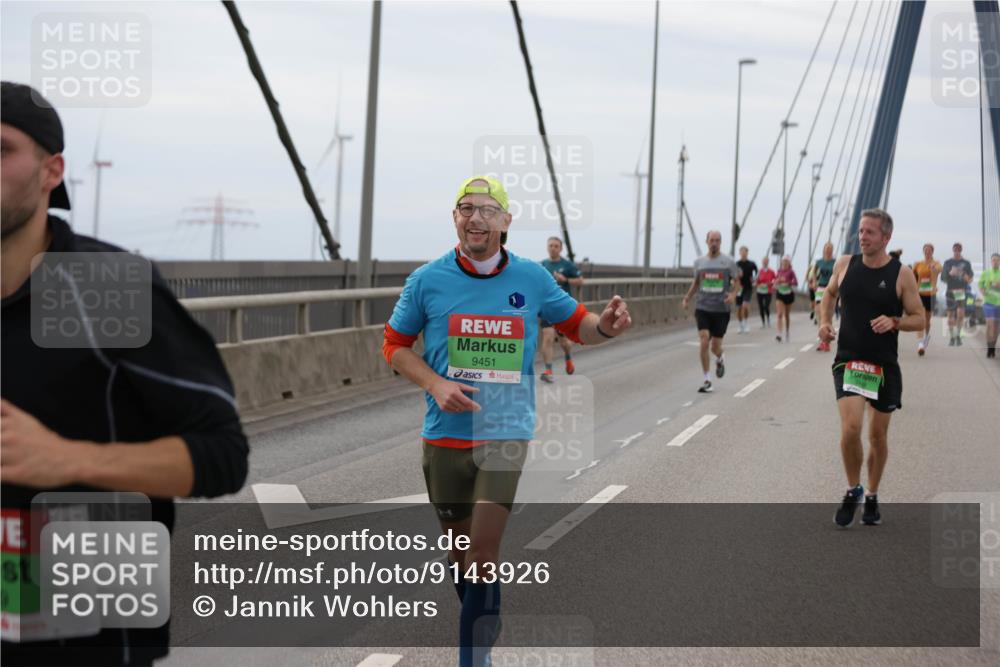 03.10.2025 - Köhlbrandbrückenlauf Jannik Wohlers http://msf.ph/oto/9143926 03.10.2025 15:45:15 Position 1 1, 9451 meine-sportfotos.de