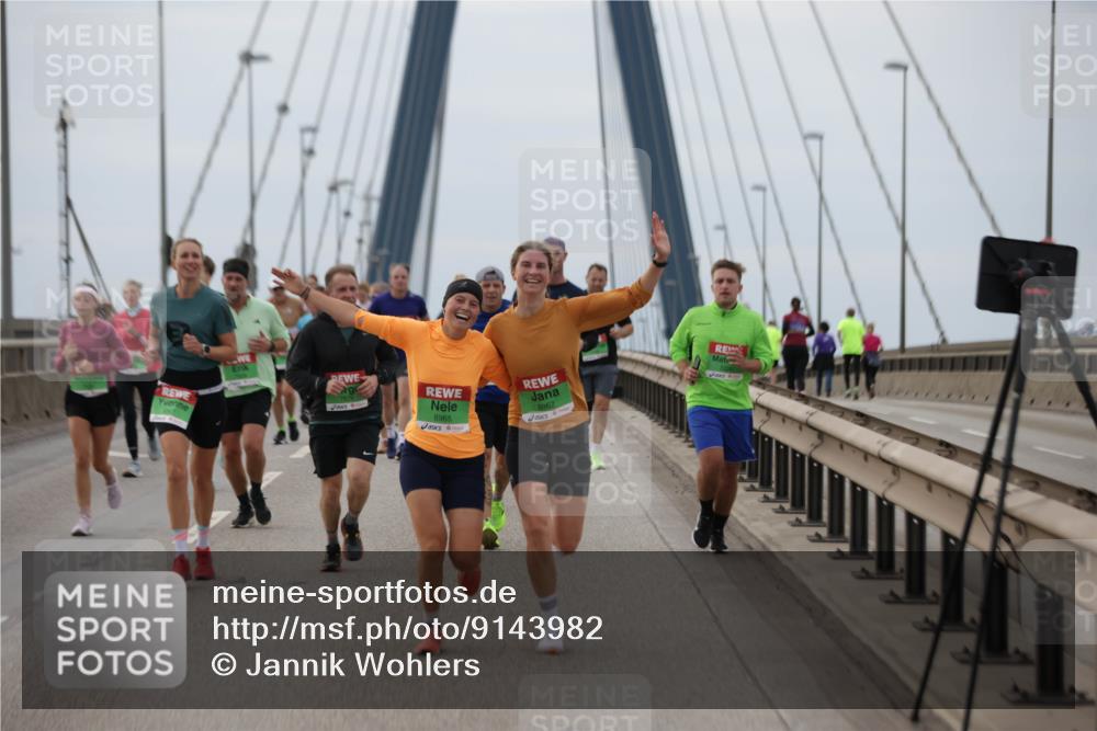 03.10.2025 - Köhlbrandbrückenlauf Jannik Wohlers http://msf.ph/oto/9143982 03.10.2025 15:45:20 Position 1 8965, 8967 meine-sportfotos.de