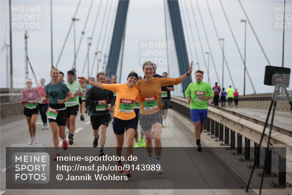 03.10.2025 - Köhlbrandbrückenlauf Jannik Wohlers http://msf.ph/oto/9143989 03.10.2025 15:45:20 Position 1 8965, 8967 meine-sportfotos.de