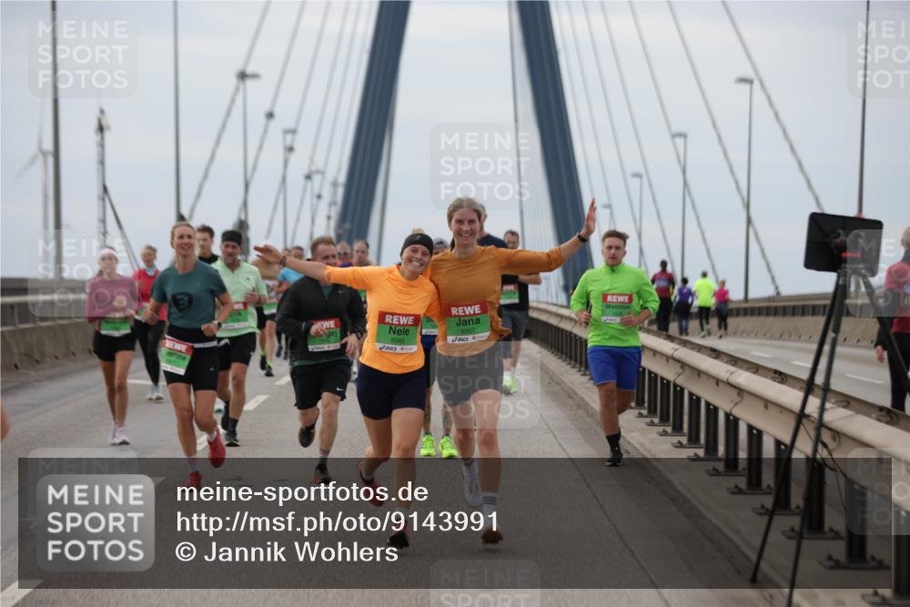 03.10.2025 - Köhlbrandbrückenlauf Jannik Wohlers http://msf.ph/oto/9143991 03.10.2025 15:45:20 Position 1 8965, 8967 meine-sportfotos.de