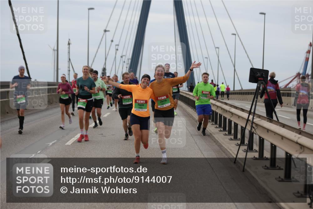03.10.2025 - Köhlbrandbrückenlauf Jannik Wohlers http://msf.ph/oto/9144007 03.10.2025 15:45:20 Position 1 8965, 812025 meine-sportfotos.de