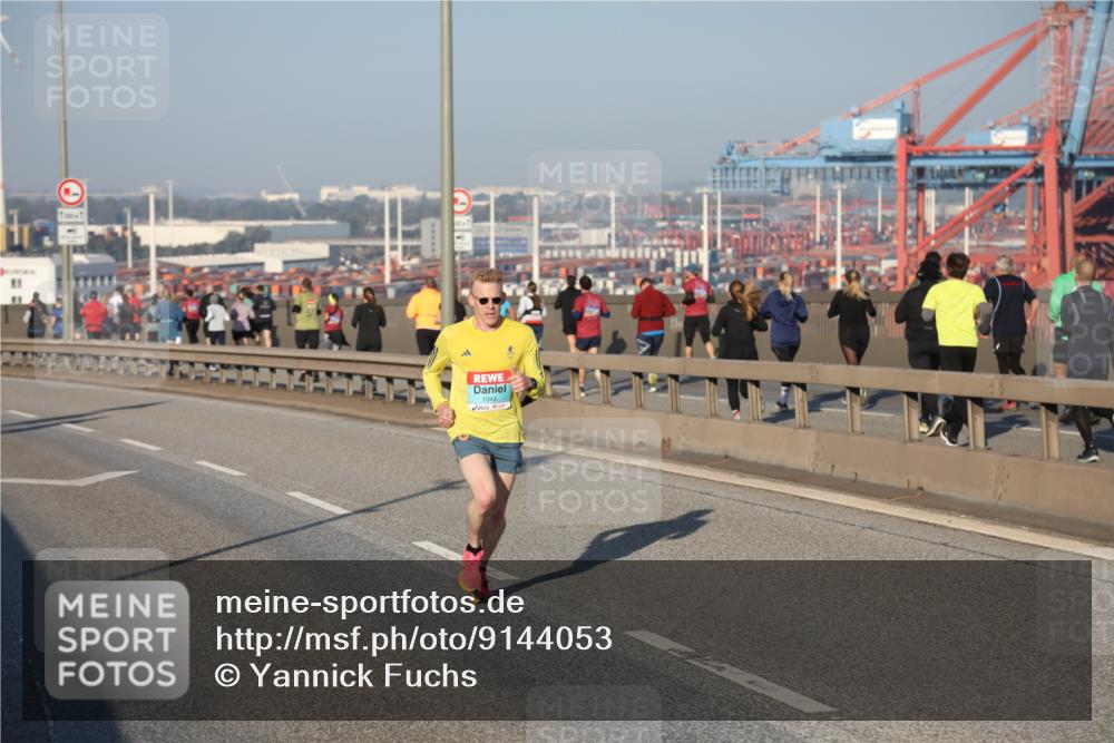 03.10.2025 - Köhlbrandbrückenlauf Yannick Fuchs http://msf.ph/oto/9144053 03.10.2025 08:31:47 Position 2 1044 meine-sportfotos.de