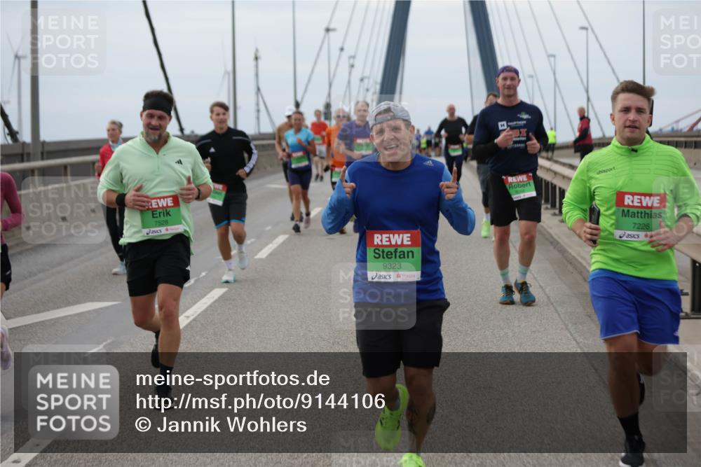 03.10.2025 - Köhlbrandbrückenlauf Jannik Wohlers http://msf.ph/oto/9144106 03.10.2025 15:45:25 Position 1 7528, 9323, 7226 meine-sportfotos.de