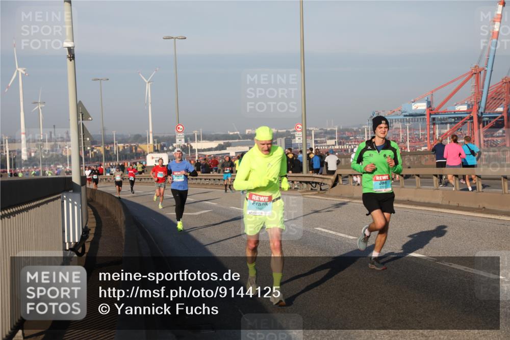 03.10.2025 - Köhlbrandbrückenlauf Yannick Fuchs http://msf.ph/oto/9144125 03.10.2025 08:31:59 Position 2 3460, 270 meine-sportfotos.de