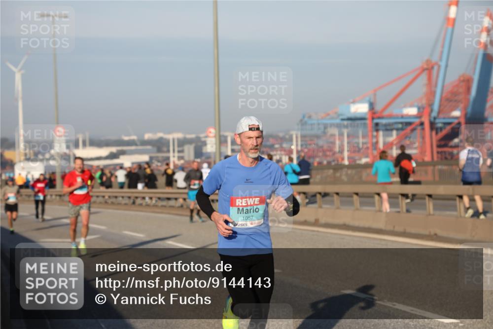03.10.2025 - Köhlbrandbrückenlauf Yannick Fuchs http://msf.ph/oto/9144143 03.10.2025 08:32:02 Position 2 1057 meine-sportfotos.de