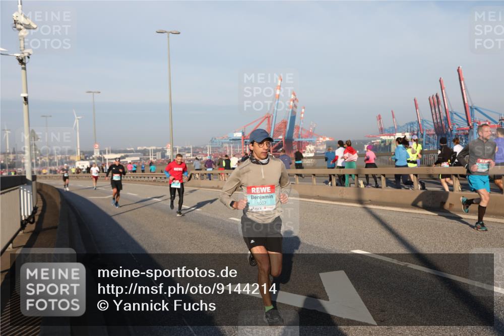 03.10.2025 - Köhlbrandbrückenlauf Yannick Fuchs http://msf.ph/oto/9144214 03.10.2025 08:32:10 Position 2 1007 meine-sportfotos.de