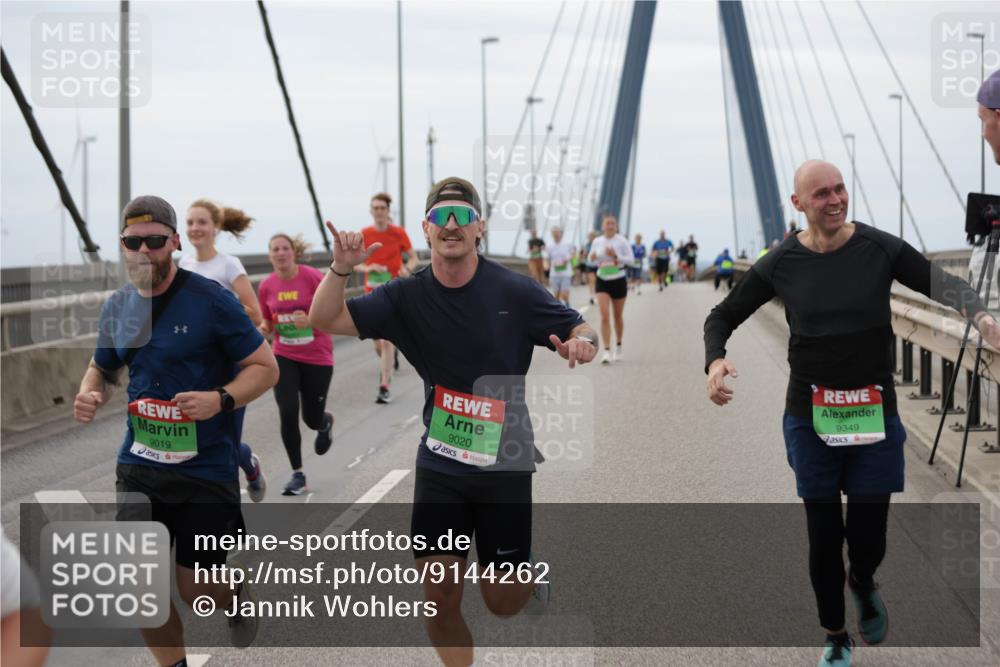 03.10.2025 - Köhlbrandbrückenlauf Jannik Wohlers http://msf.ph/oto/9144262 03.10.2025 15:45:32 Position 1 9019, 9020, 9349 meine-sportfotos.de