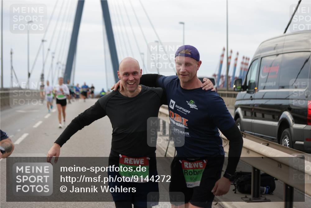 03.10.2025 - Köhlbrandbrückenlauf Jannik Wohlers http://msf.ph/oto/9144272 03.10.2025 15:45:33 Position 1 9349, 2025, 7, 934 meine-sportfotos.de