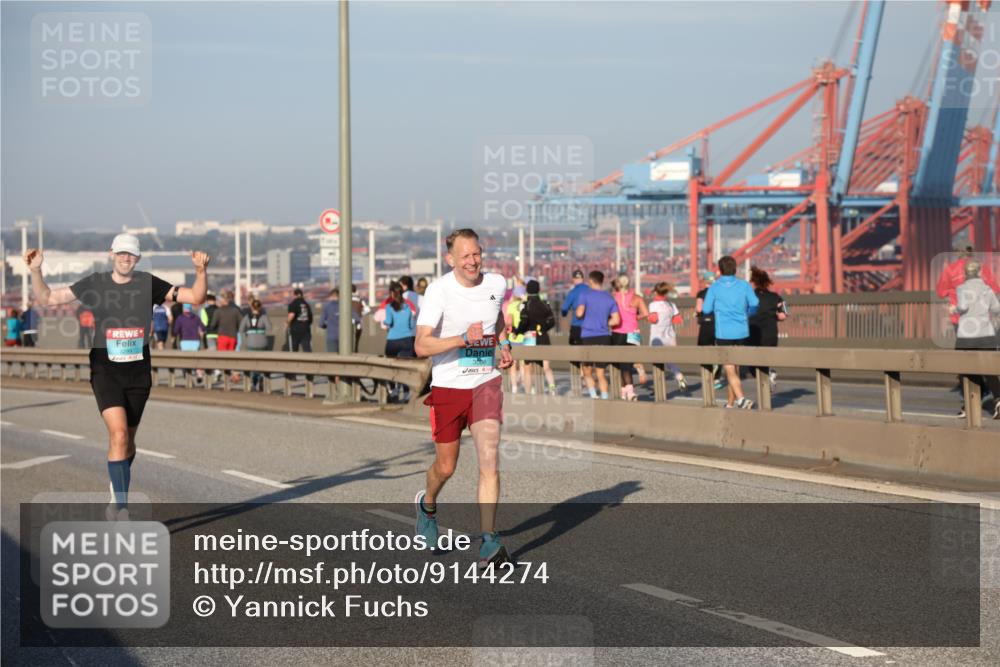 03.10.2025 - Köhlbrandbrückenlauf Yannick Fuchs http://msf.ph/oto/9144274 03.10.2025 08:32:17 Position 2  meine-sportfotos.de
