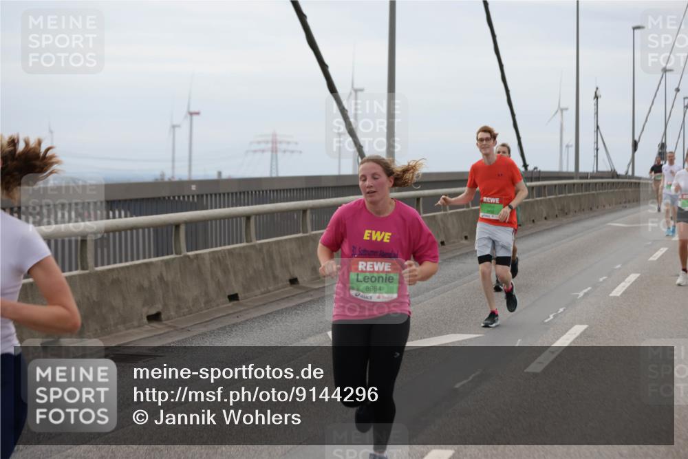 03.10.2025 - Köhlbrandbrückenlauf Jannik Wohlers http://msf.ph/oto/9144296 03.10.2025 15:45:34 Position 1 8984 meine-sportfotos.de