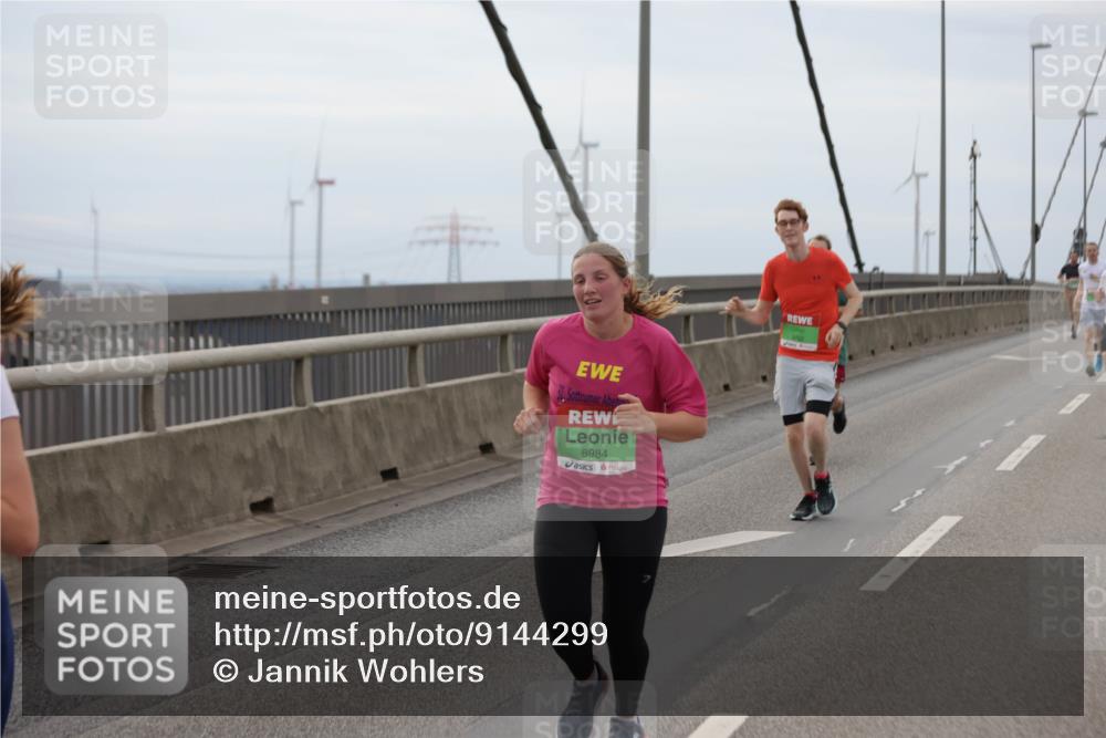 03.10.2025 - Köhlbrandbrückenlauf Jannik Wohlers http://msf.ph/oto/9144299 03.10.2025 15:45:34 Position 1 8984 meine-sportfotos.de