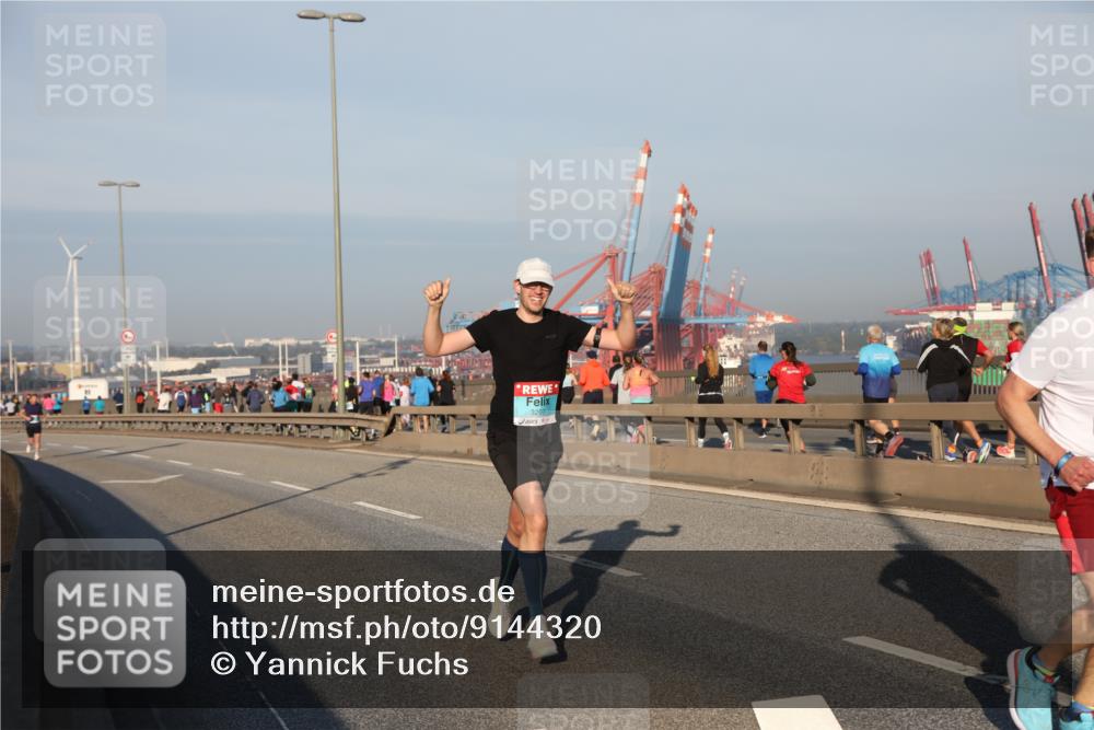 03.10.2025 - Köhlbrandbrückenlauf Yannick Fuchs http://msf.ph/oto/9144320 03.10.2025 08:32:20 Position 2 3299 meine-sportfotos.de