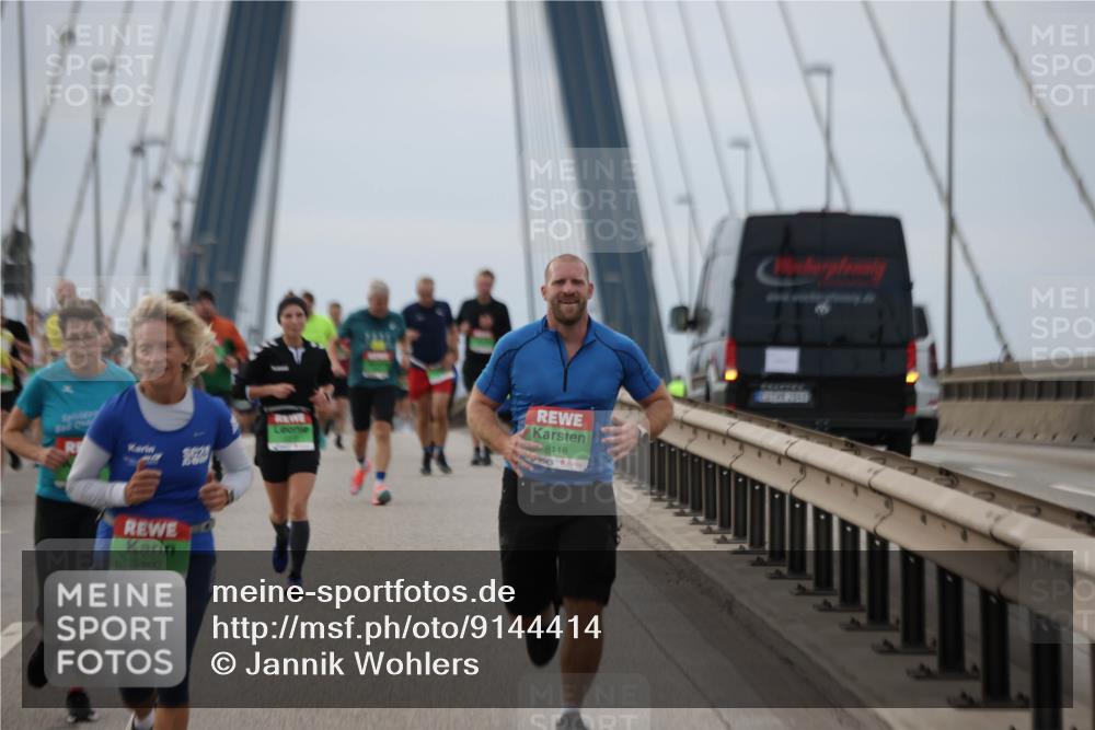 03.10.2025 - Köhlbrandbrückenlauf Jannik Wohlers http://msf.ph/oto/9144414 03.10.2025 15:45:45 Position 1 8118, 9660 meine-sportfotos.de