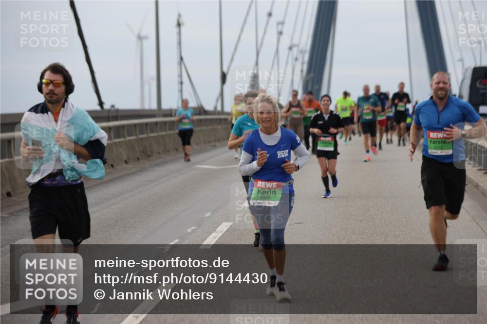 03.10.2025 - Köhlbrandbrückenlauf Jannik Wohlers http://msf.ph/oto/9144430 03.10.2025 15:45:46 Position 1 9600, 2, 8118 meine-sportfotos.de