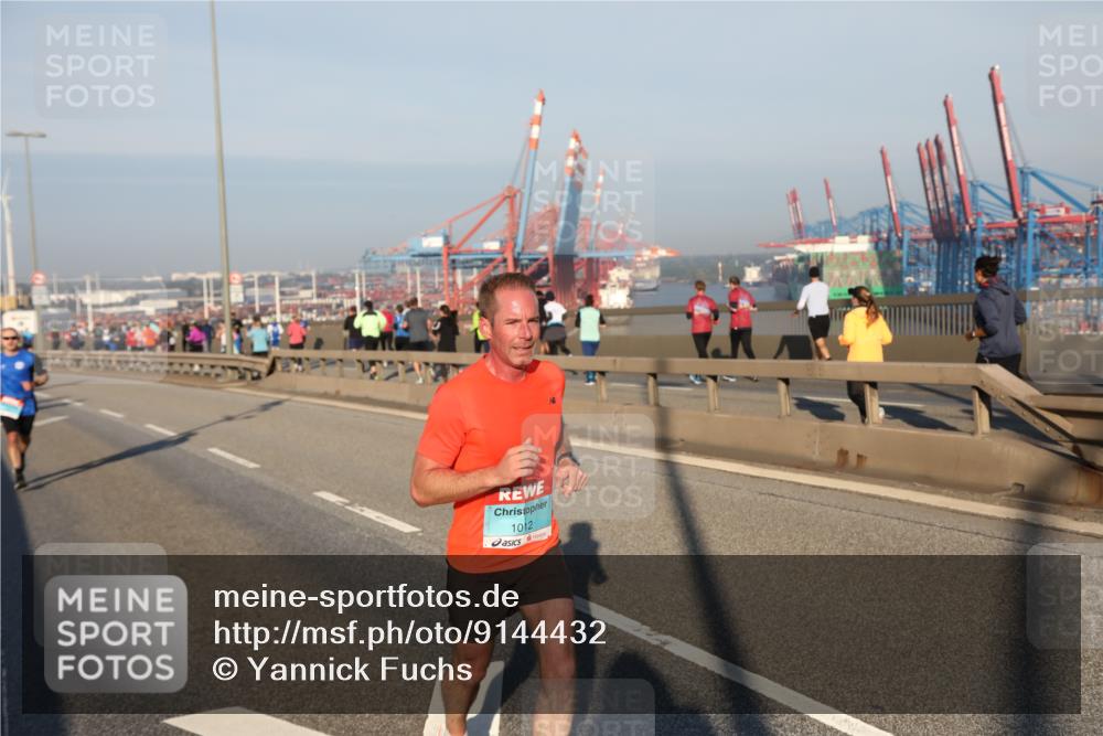 03.10.2025 - Köhlbrandbrückenlauf Yannick Fuchs http://msf.ph/oto/9144432 03.10.2025 08:32:43 Position 2 1012 meine-sportfotos.de