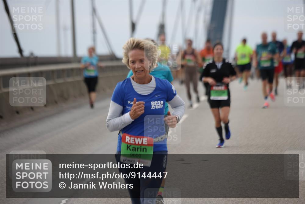 03.10.2025 - Köhlbrandbrückenlauf Jannik Wohlers http://msf.ph/oto/9144447 03.10.2025 15:45:46 Position 1 20, 9600 meine-sportfotos.de