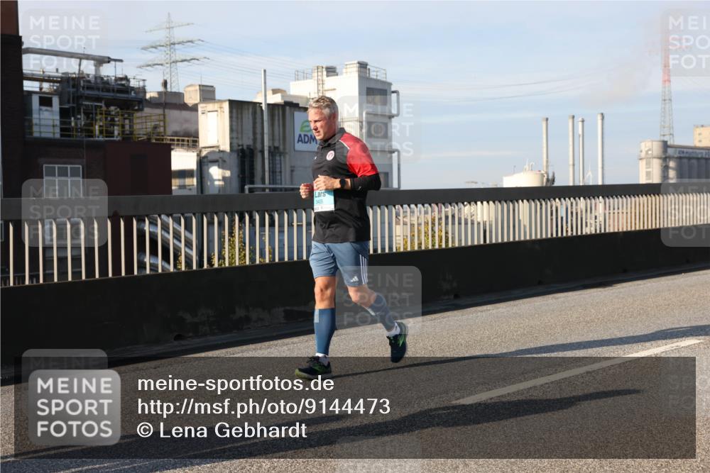 03.10.2025 - Köhlbrandbrückenlauf Lena Gebhardt http://msf.ph/oto/9144473 03.10.2025 10:02:11 Position 2 3405 meine-sportfotos.de