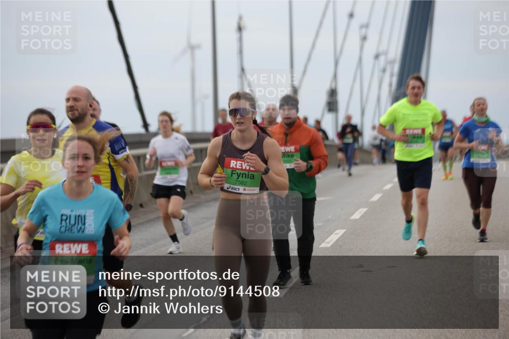 03.10.2025 - Köhlbrandbrückenlauf Jannik Wohlers http://msf.ph/oto/9144508 03.10.2025 15:45:55 Position 1 7349, 7562 meine-sportfotos.de