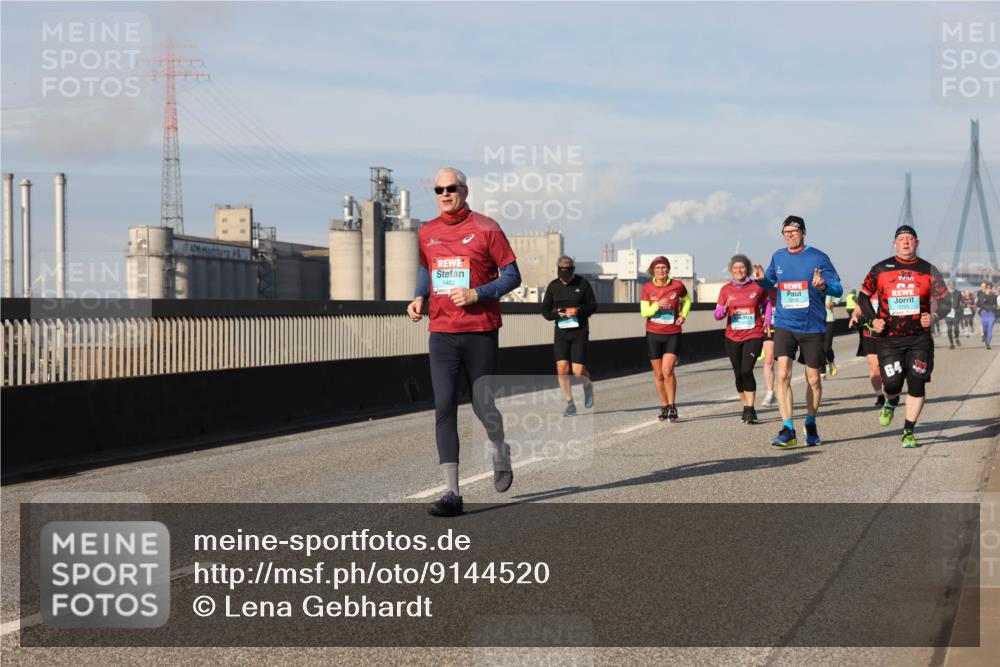 03.10.2025 - Köhlbrandbrückenlauf Lena Gebhardt http://msf.ph/oto/9144520 03.10.2025 10:02:13 Position 2 1483 meine-sportfotos.de