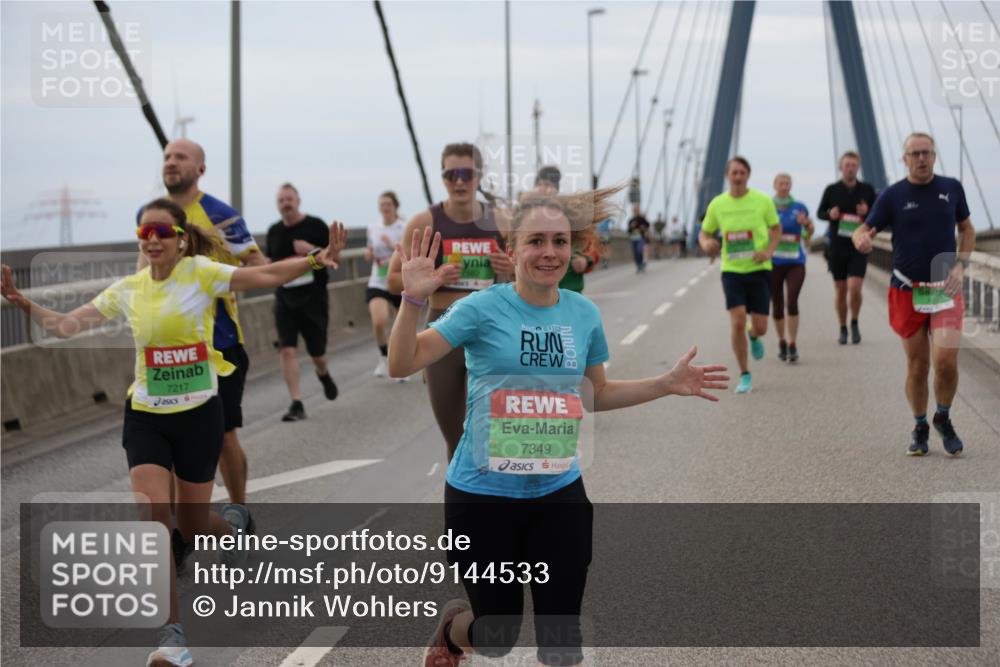 03.10.2025 - Köhlbrandbrückenlauf Jannik Wohlers http://msf.ph/oto/9144533 03.10.2025 15:45:56 Position 1 7217, 7349 meine-sportfotos.de