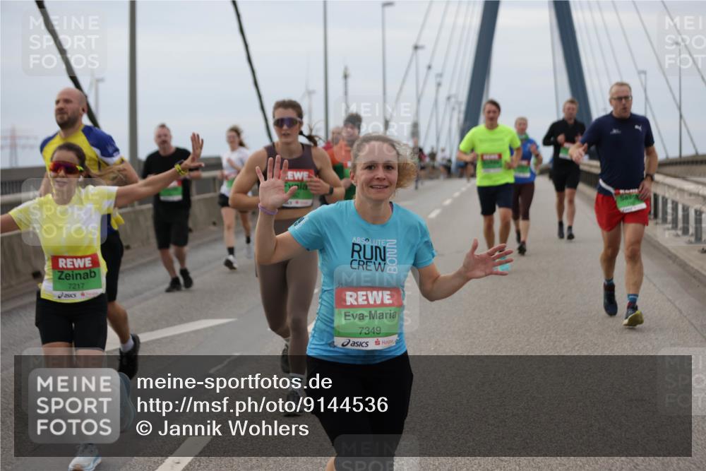 03.10.2025 - Köhlbrandbrückenlauf Jannik Wohlers http://msf.ph/oto/9144536 03.10.2025 15:45:56 Position 1 7217, 7349 meine-sportfotos.de