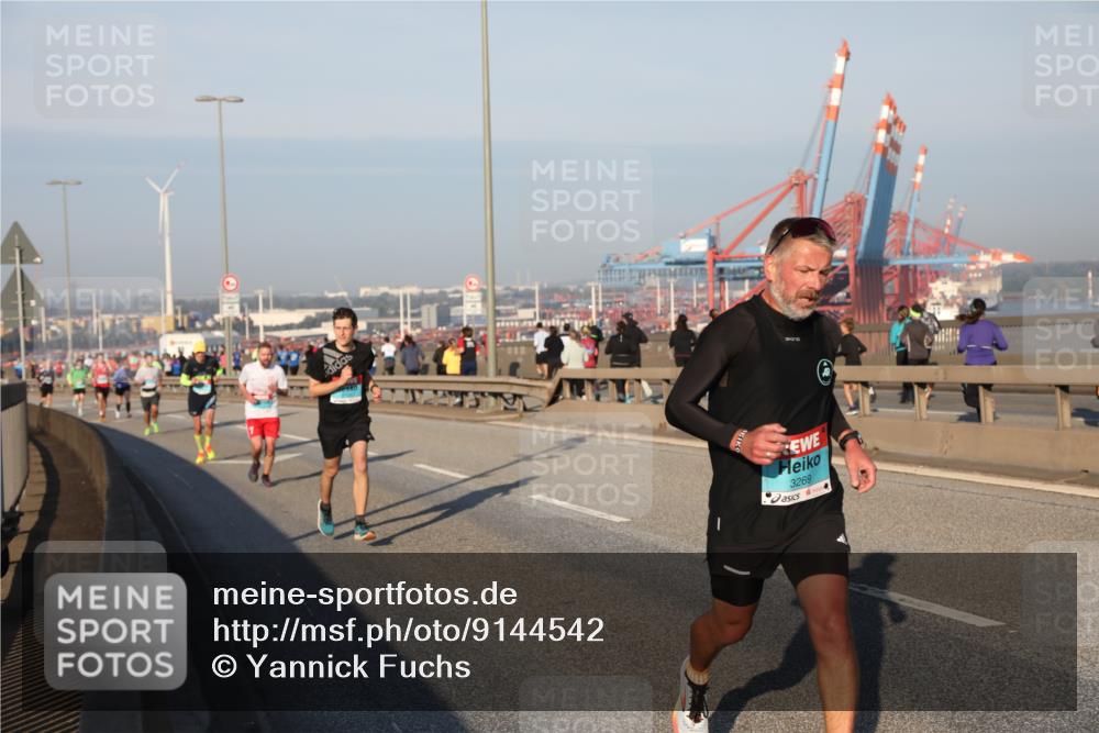 03.10.2025 - Köhlbrandbrückenlauf Yannick Fuchs http://msf.ph/oto/9144542 03.10.2025 08:32:56 Position 2 3269 meine-sportfotos.de