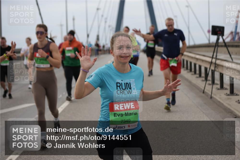 03.10.2025 - Köhlbrandbrückenlauf Jannik Wohlers http://msf.ph/oto/9144551 03.10.2025 15:45:57 Position 1 7349 meine-sportfotos.de