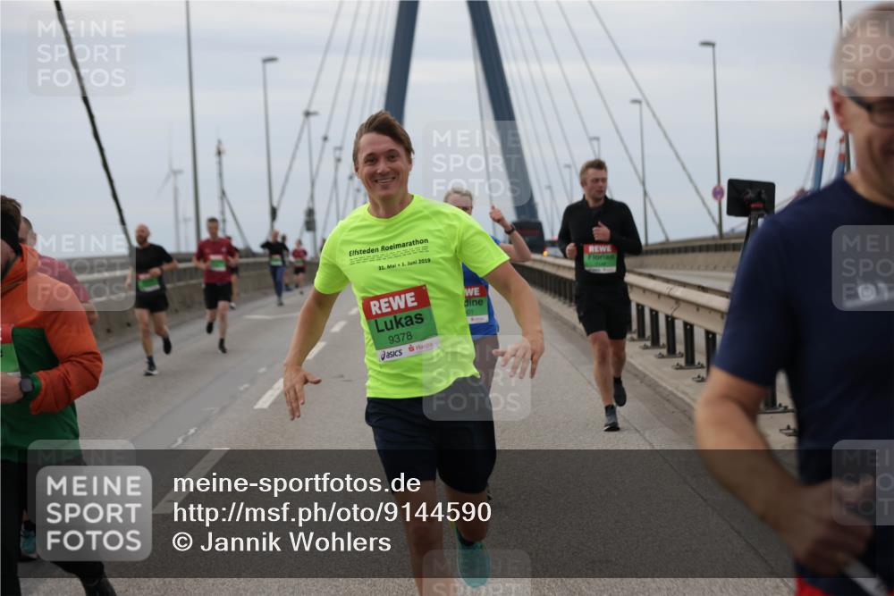 03.10.2025 - Köhlbrandbrückenlauf Jannik Wohlers http://msf.ph/oto/9144590 03.10.2025 15:45:59 Position 1 31, 1, 2019, 9378, 01 meine-sportfotos.de