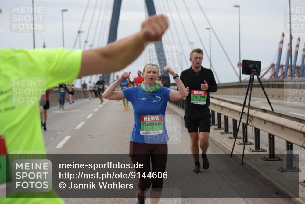 03.10.2025 - Köhlbrandbrückenlauf Jannik Wohlers http://msf.ph/oto/9144606 03.10.2025 15:46:00 Position 1 7148, 6, 9601 meine-sportfotos.de