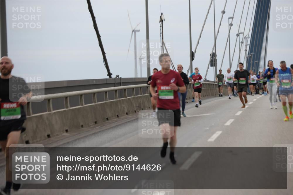 03.10.2025 - Köhlbrandbrückenlauf Jannik Wohlers http://msf.ph/oto/9144626 03.10.2025 15:46:01 Position 1  meine-sportfotos.de