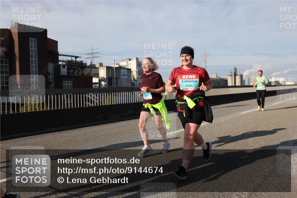 03.10.2025 - Köhlbrandbrückenlauf Lena Gebhardt http://msf.ph/oto/9144674 03.10.2025 10:02:19 Position 2 264, 2154 meine-sportfotos.de