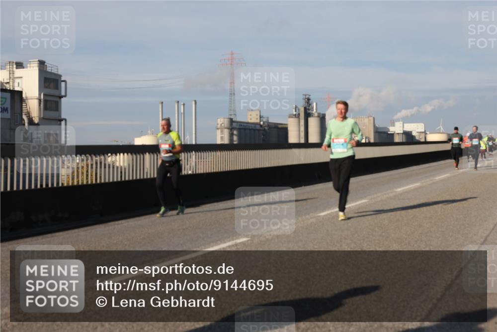 03.10.2025 - Köhlbrandbrückenlauf Lena Gebhardt http://msf.ph/oto/9144695 03.10.2025 10:02:20 Position 2  meine-sportfotos.de