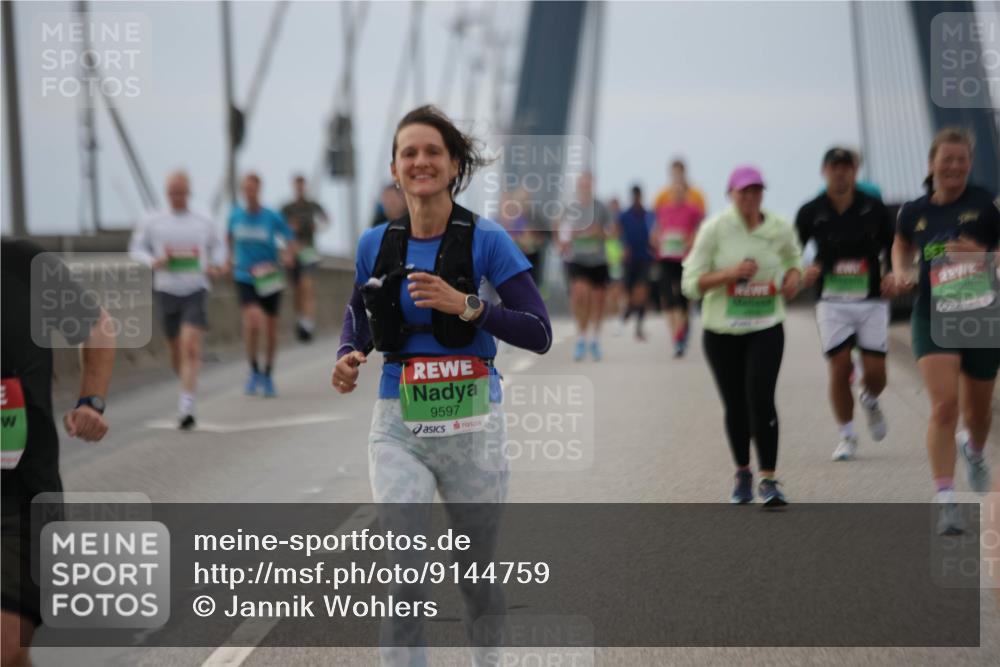 03.10.2025 - Köhlbrandbrückenlauf Jannik Wohlers http://msf.ph/oto/9144759 03.10.2025 15:46:10 Position 1 9597, 25 meine-sportfotos.de