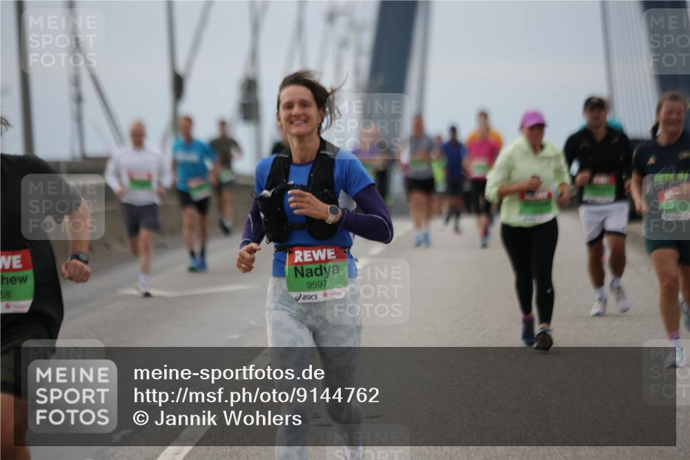 03.10.2025 - Köhlbrandbrückenlauf Jannik Wohlers http://msf.ph/oto/9144762 03.10.2025 15:46:10 Position 1 68, 9597 meine-sportfotos.de