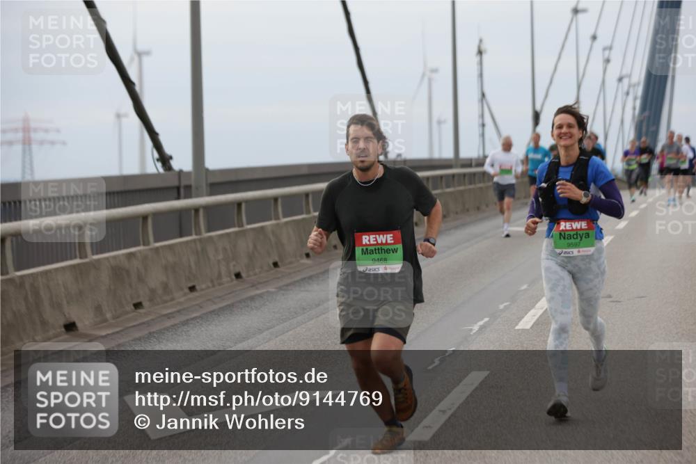 03.10.2025 - Köhlbrandbrückenlauf Jannik Wohlers http://msf.ph/oto/9144769 03.10.2025 15:46:10 Position 1 9468, 9597 meine-sportfotos.de