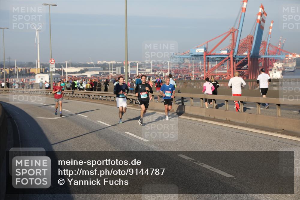 03.10.2025 - Köhlbrandbrückenlauf Yannick Fuchs http://msf.ph/oto/9144787 03.10.2025 08:33:26 Position 2  meine-sportfotos.de