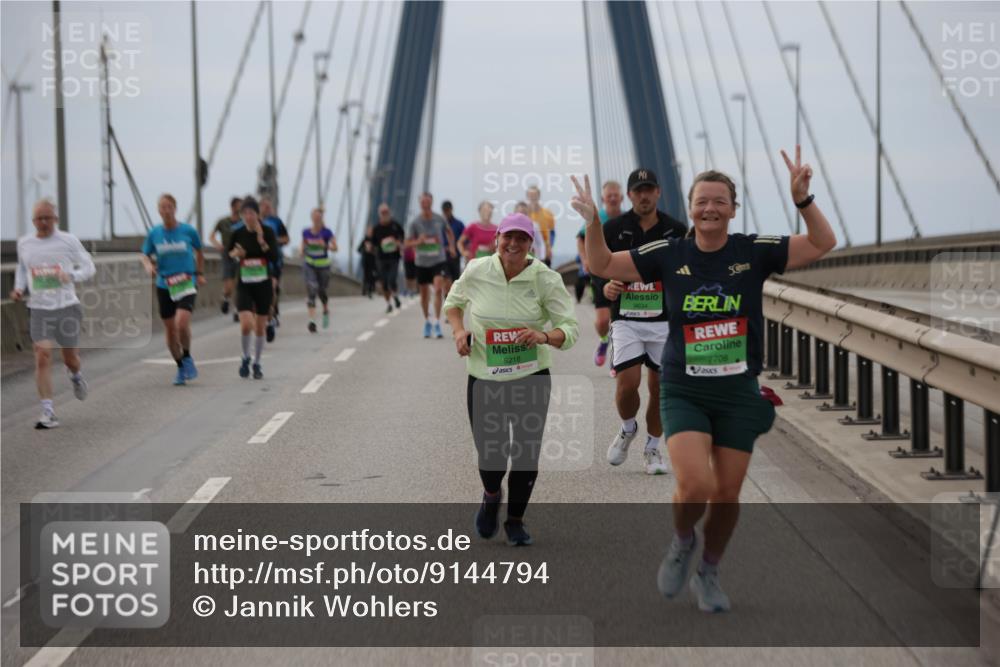 03.10.2025 - Köhlbrandbrückenlauf Jannik Wohlers http://msf.ph/oto/9144794 03.10.2025 15:46:13 Position 1 9218, 7708 meine-sportfotos.de