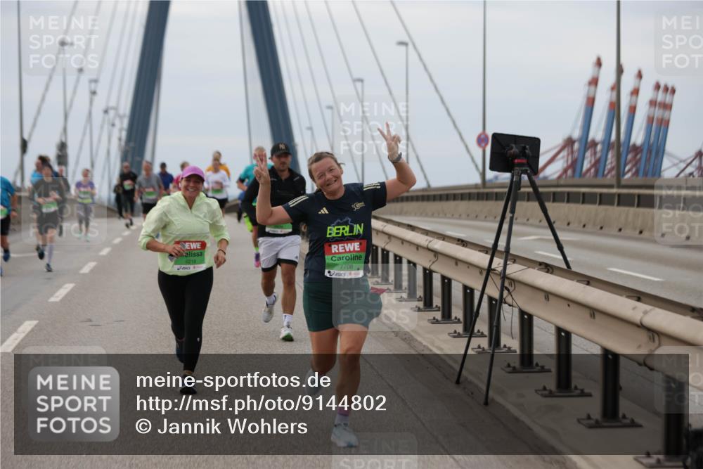 03.10.2025 - Köhlbrandbrückenlauf Jannik Wohlers http://msf.ph/oto/9144802 03.10.2025 15:46:13 Position 1 9218, 7708 meine-sportfotos.de