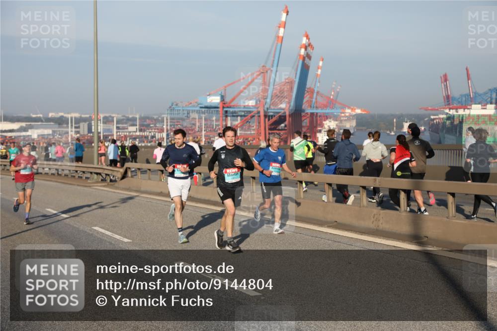 03.10.2025 - Köhlbrandbrückenlauf Yannick Fuchs http://msf.ph/oto/9144804 03.10.2025 08:33:28 Position 2  meine-sportfotos.de