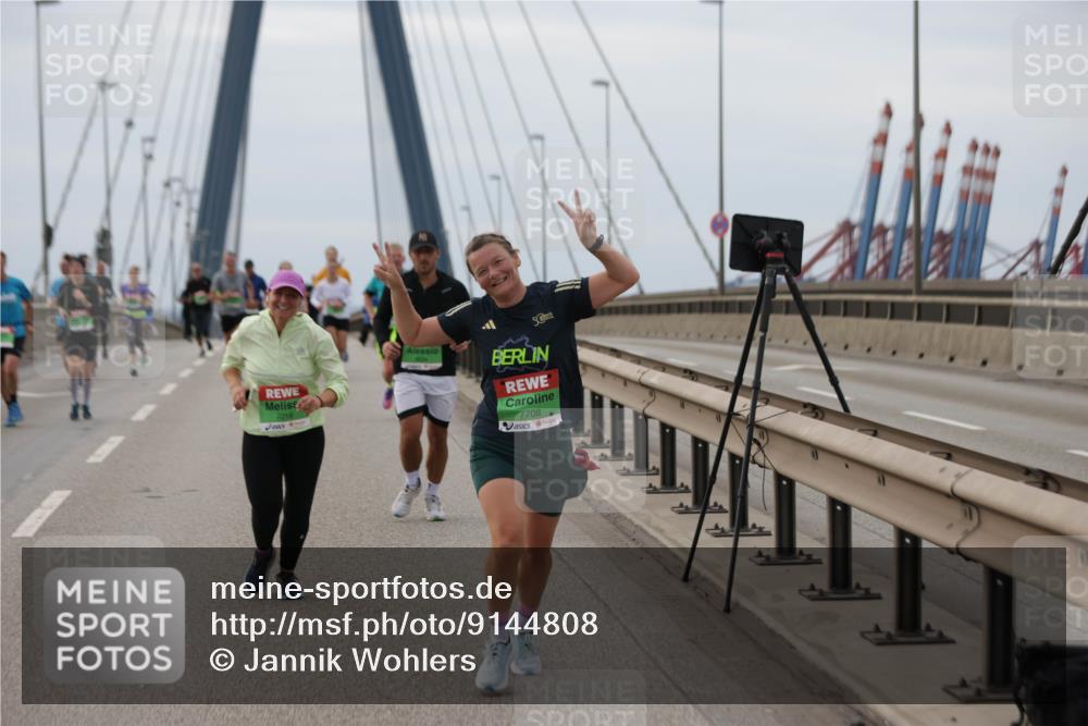 03.10.2025 - Köhlbrandbrückenlauf Jannik Wohlers http://msf.ph/oto/9144808 03.10.2025 15:46:14 Position 1 9218, 7708 meine-sportfotos.de