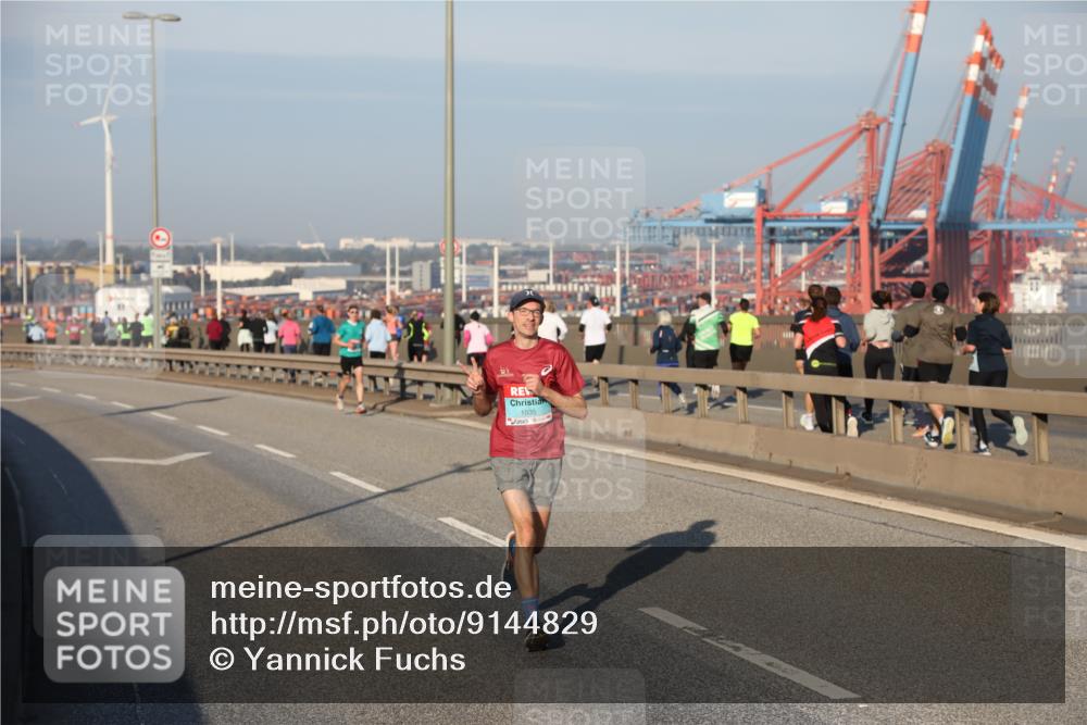 03.10.2025 - Köhlbrandbrückenlauf Yannick Fuchs http://msf.ph/oto/9144829 03.10.2025 08:33:31 Position 2 1035 meine-sportfotos.de